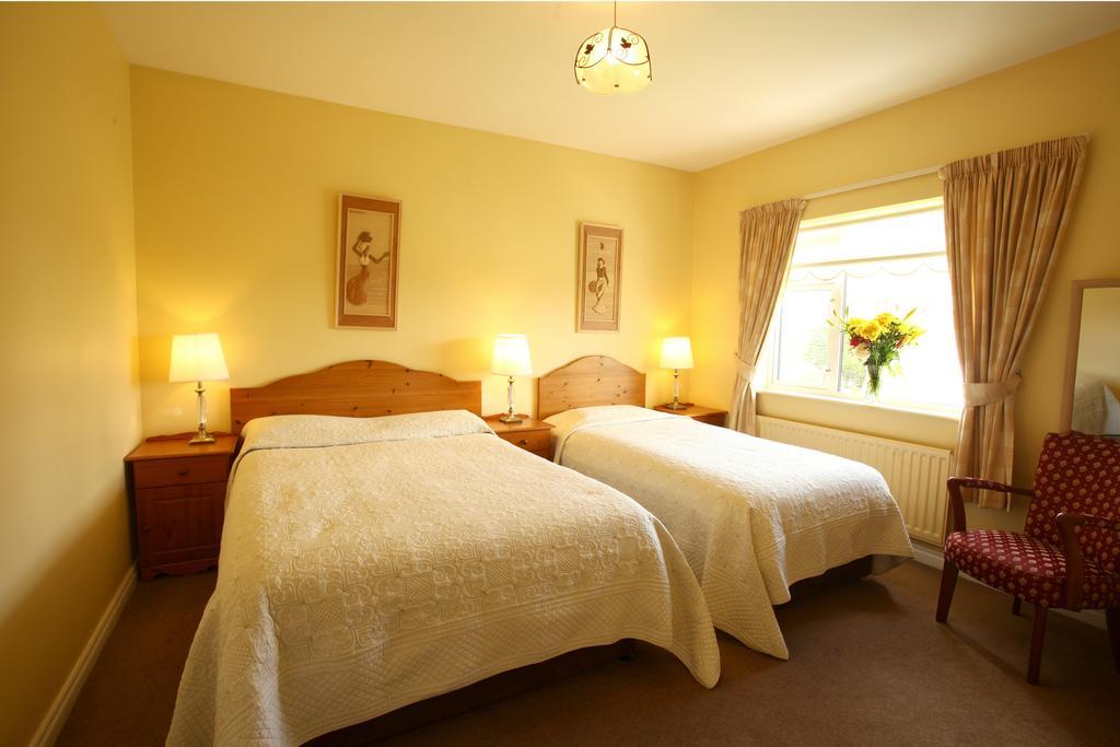 Brooklodge Bed & Breakfast
